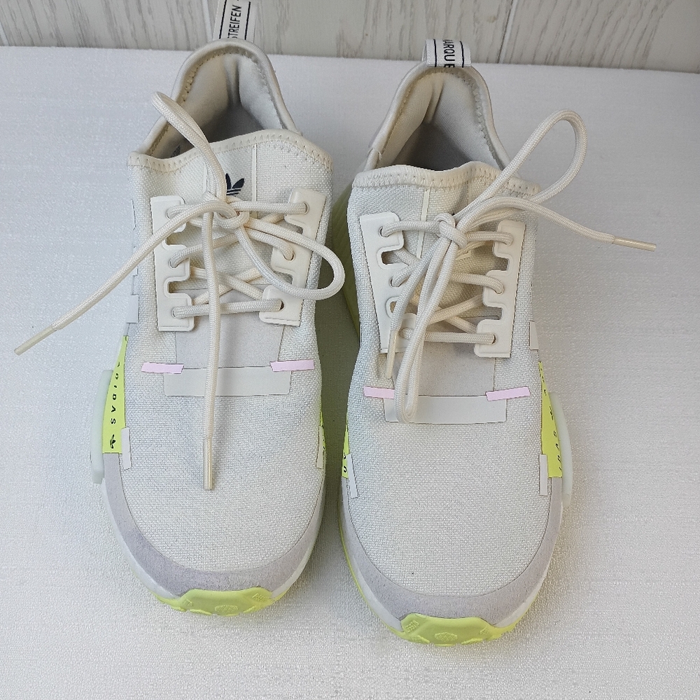 Adidas NMD R1 wonder white Pulse Yellow Pink sz 6 sneakers shoes low tops. - Picture 2 of 13